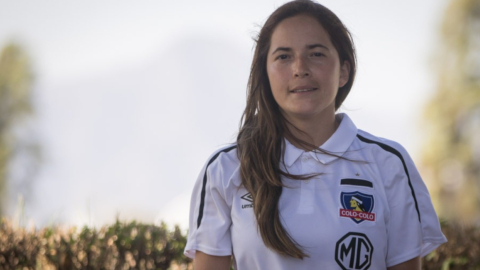 Vanessa Arauz, entrenadora del Colo-Colo de Chile. 