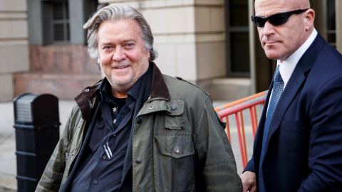 La justicia estadounidense detuvo a Steve Bannon, exasesor del presidente Donald Trump, el 20 de agosto de 2020.