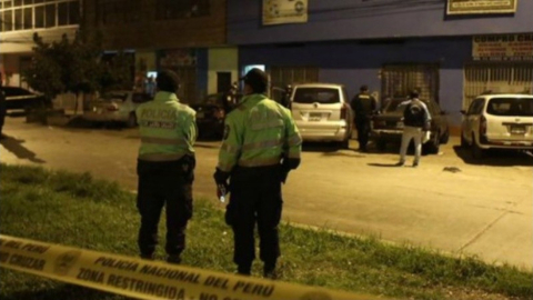 En un establecimiento de distracción nocturna de Lima 13 personas fallecieron al intentar escapar de la Policía.