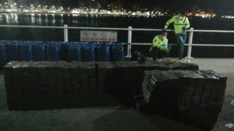 La tonelada de cocaína decomisada en altamar fue llevada al muelle de Salinas, en la provincia de Santa Elena, el pasado 8 de septiembre de 2020.