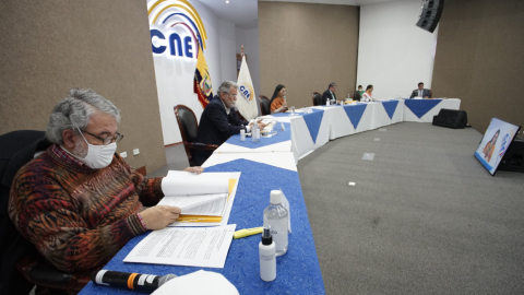 El Pleno del CNE, en sesión del 6 de octubre de 2020, analizó el avance en el tema de tecnología.