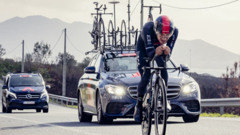 Richard Carapaz en su entrenamiento en la bicicleta de contrarreloj, el lunes 2 de noviembre de 2020.