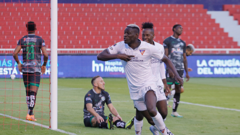 Cristian Martínez Borja celebra uno de sus goles en el partido frente a Orense, este viernes 6 de noviembre de 2020.