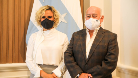 Cynthia Viteri (alcaldesa de Guayaquil) Mauricio Pozo (Ministro de Finanzas) el 16 de noviembre de 2020.