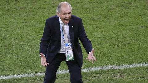 Alejandro Sabella dirigiendo a la selección argentina en el Mundial de Brasil 2014.