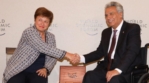 Kristalina Georgieva, directora general del FMI, y el presidente Lenín Moreno, en Davos, el 21 de enero de 2020. 