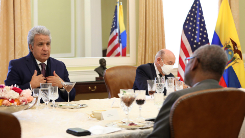 El presidente Lenín Moreno se reunió con el congresista Gregory Meeks, presidente del Comité de Asuntos Internacionales de la Cámara de Representantes de Estados Unidos, el 25 de enero de 2021.