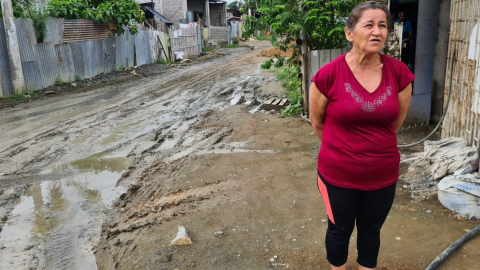 Luz Villavicencio, de 62 años, coordina labores comunitarias en Voluntad de Dios, en Guayaquil, el 28 de enero de 2021.