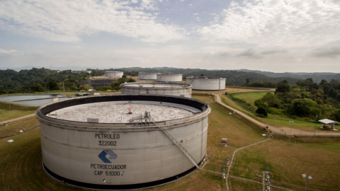 Una vista panorámica de la tanquería de Petroecuador, en marzo de 2019.