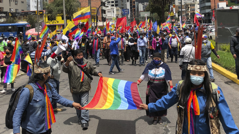 Movimientos indígenas se movilizan en las calles de Quito, el 12 de febrero de 2020.