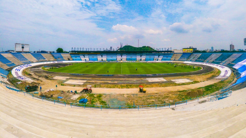 Vista general del estadio Modelo Alberto Spencer durante su renovación.