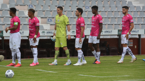 Los jugadores de Independiente del Valle antes de empezar el partido ante Macará, el 28 de febrero de 2021.