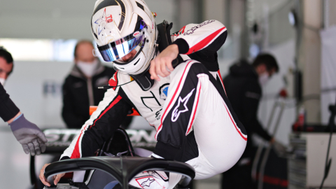 Juan Manuel Correa antes de empezar su participación en las sesiones libres en el circuito de Spielberg, Austria, el sábado 3 de abril de 2021. 