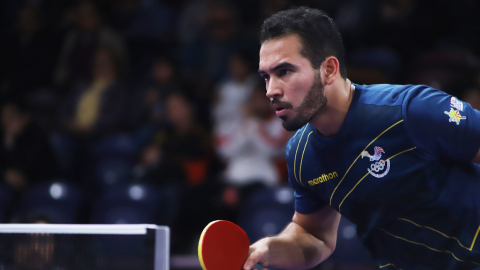 El deportista, Alberto Miño, en uno de sus encuentros de tenis de mesa.