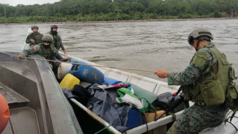 Operaciones rivereñas de seguridad en el sector de Limones, cantón San Lorenzo, el 19 de abril de 2021.