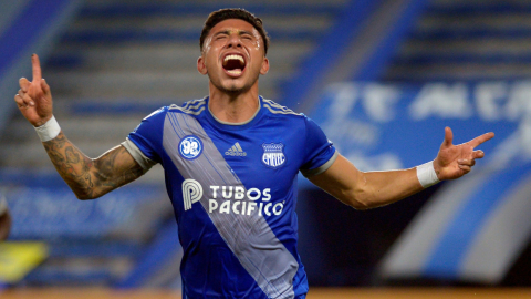 Joao Rojas, de Emelec, festeja su gol ante Tolima, por Copa Sudamericana, el 19 de mayo de 2021.