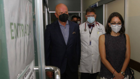 El vicepresidente Alfredo Borrero, y la ministra de Salud, Ximena Garzón, estuvieron en Guayaquil, 28 de mayo de 2021.