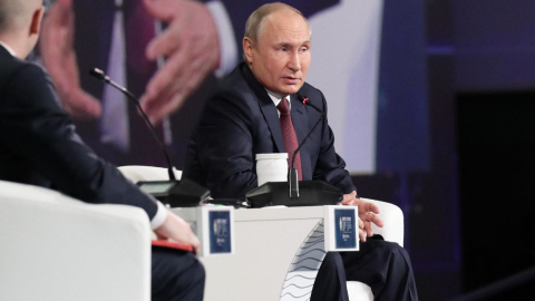 El presidente ruso, Vladimir Putin, elogió las cualidades de la vacuna rusa Sputnik V, durante su intervención en el Foro Económico Internacional de San Petersburgo.