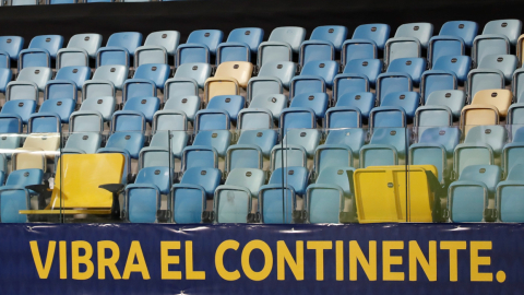 Imagen de una tribuna vacía en el estadio Olímpico de Goiana, sede de la Copa América de Brasil, el 14 de junio de 2021.