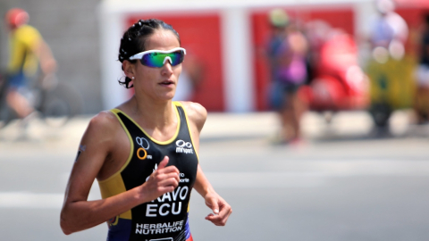 Elizabeth Bravo durante la Copa Americana de Triatlón 2018 en Salinas.