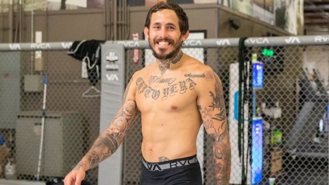 Marlon 'Chito' Vera sonríe despupes de un entrenamiento, en Estados Unidos, el 27 de mayo de 2021.