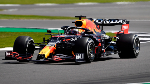 Max Verstappen, en el circuito de Silverstone, el sábado 17 de julio de 2021. 