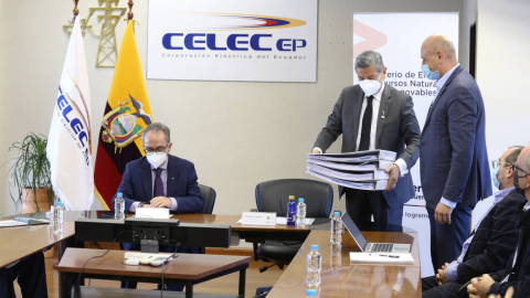 El gobierno recibió los estudios y diseños actualizados del Proyecto Hidroeléctrico Santiago. 8 de julio de 2021