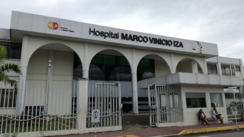 Vista de los exteriores del hospital Marco Vinicio Iza, el 24 de agosto de 2020.