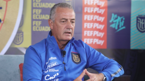 Gustavo Alfaro, durante la mesa redonda de la Selección, en Quito, el 11 de agosto de 2021. 