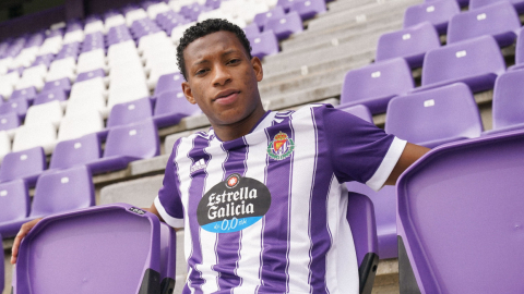 Gonzalo Plata, después de su primer entrenamiento con el Real Valladolid, el sábado 11 de septiembre de 2021.