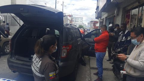 En este vehículo se trasladaba Washington Nazareno cuando fue detenido por la Policía en Latacunga. 