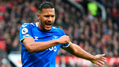 Salomón Rondón, con el Everton, durante el partido ante el Manchester United, en Old Trafford, el 2 de octubre de 2021. 