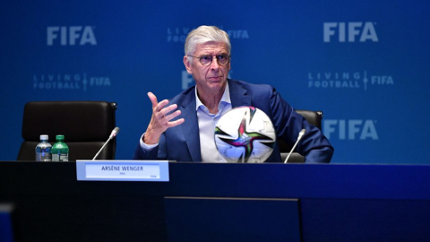 Arsène Wenger, director de Desarrollo del Fútbol Mundial, durante una conferencia.