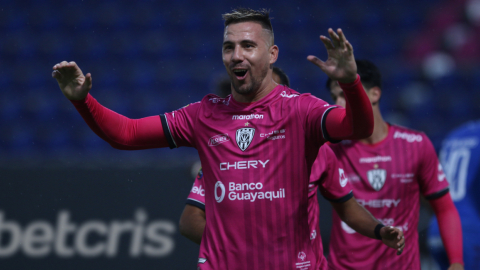 Jonathan Bauman celebrando en el partido de IDV ante el Olmedo, en Sangolquí, el 31 de octubre de 2021. 