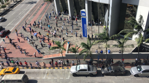 Una vista panorámica de una de las agencias del SRI, en el norte de Quito, en mayo de 2020.