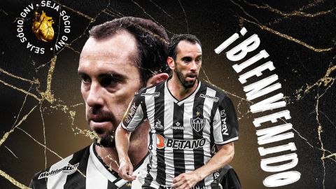 Afiche de bienvenida al defensa uruguayo, Diego Godín, por parte de su nuevo club, el Atlético Mineiro el 12 de enero de 2022.