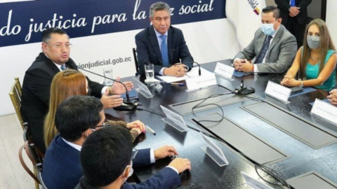 Reunión entre las autoridades del Consejo de la Judicatura y de la Corte Nacional, el 7 de febrero de 2022.