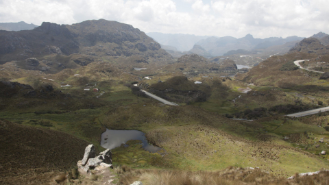 Las lagunas del Parque Nacional Cajas son parte de las zonas de recarga hídrica de Cuenca. 