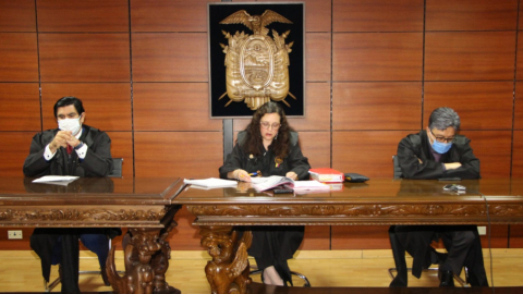 Imagen del Tribunal de juzgamiento del caso de peculado en contra de Raúl Carrión, exministro de Deporte, el 17 de febrero de 2022.