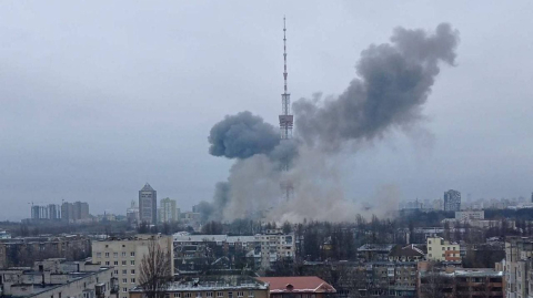 Ataque contra la torre de televisión de Kiev, Ucrania, el 1 de marzo de 2022.