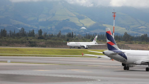 El segundo vuelo humanitario que trajo ecuatorianos desde Ucrania aterrizó en Quito el 5 de marzo de 2022.