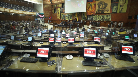 El Pleno de la Asamblea en sesión de la madrugada de este 10 de marzo de 2021.