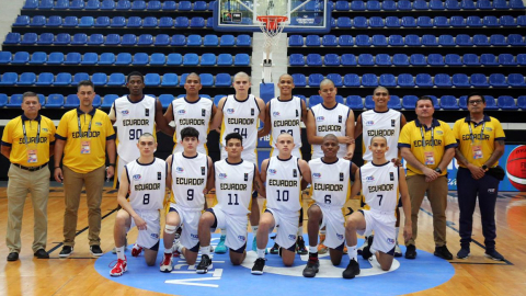 La selección ecuatoriana de baloncesto, durante su participación en el Sudamericano de Venezuela, en marzo de 2022.