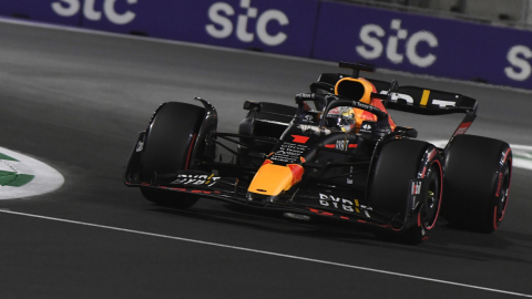 El auto de Max Verstappen durante el Gran Premio de Arabia Saudita, en Yeda, el 27 de marzo de 2022.