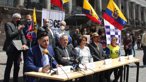 El colectivo Voces por la Democracia presentó su iniciativa de reforma constitucional este 6 de abril de 2022.