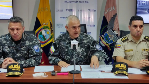 Fausto Salinas, comandante General de Policía, en rueda de prensa desde Guayaquil, el 17 de mayo de 2022, sobre el hurto de 150 armas.