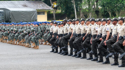 La fuerza pública de Ecuador, agrupada en una Fuerza de Tarea Conjunta, que opera en Esmeraldas desde el 3 de junio de 2022.