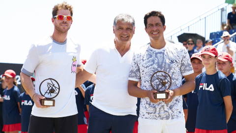 Ariel Behar y Gonzalo Escobar junto a Toni Nadal, director del Mallorca Open, el 25 de junio de 2022. 