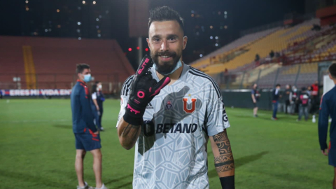 El portero Hernán Galíndez, con la camiseta de la Universidad de Chile.