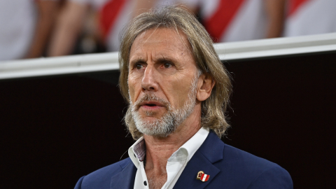 Ricardo Gareca, durante el partido entre Perú y Australia por el repechaje al Mundial de Catar, el 13 de junio de 2022.